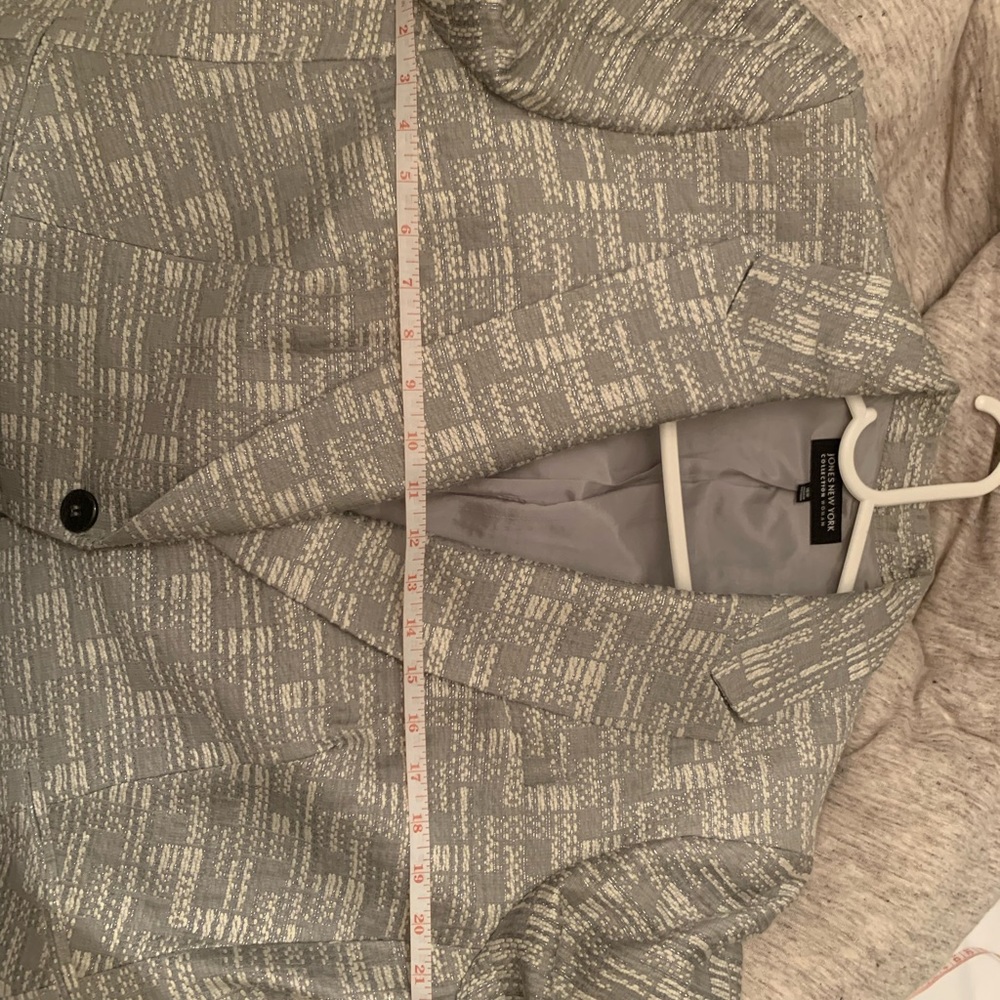 Plus Size Evening Jacket - Picture 6 of 9